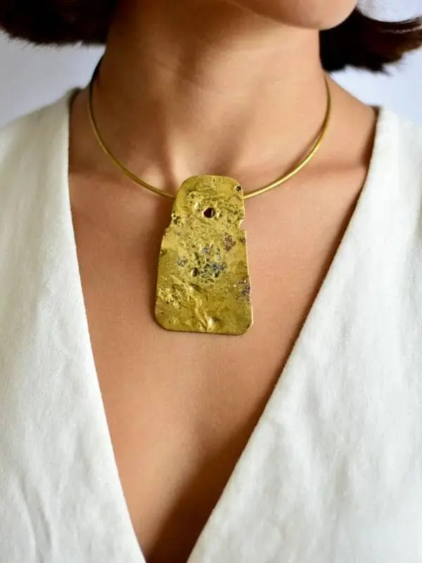Collar Nilo