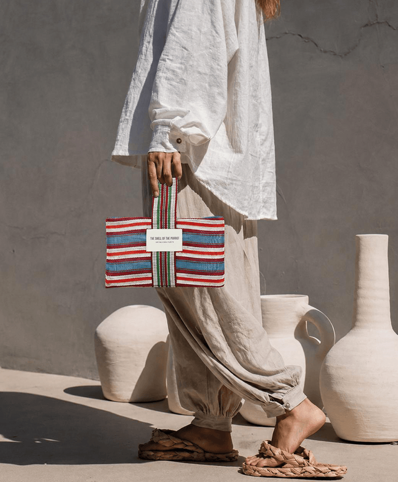 POUCH