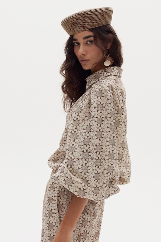Camisa Claire en Algodón Bordado Inglés - Roberta Brown Flowers