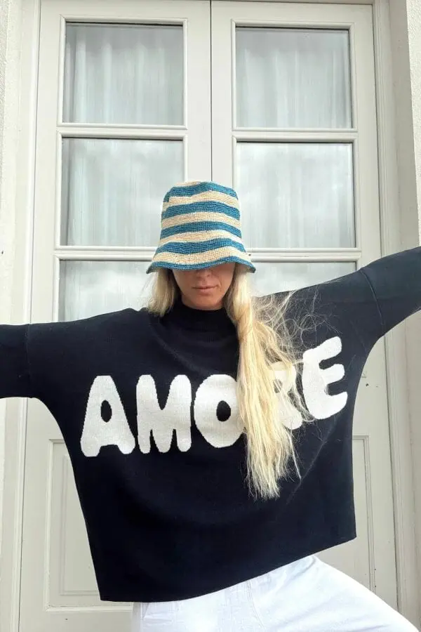 Sweater Amore