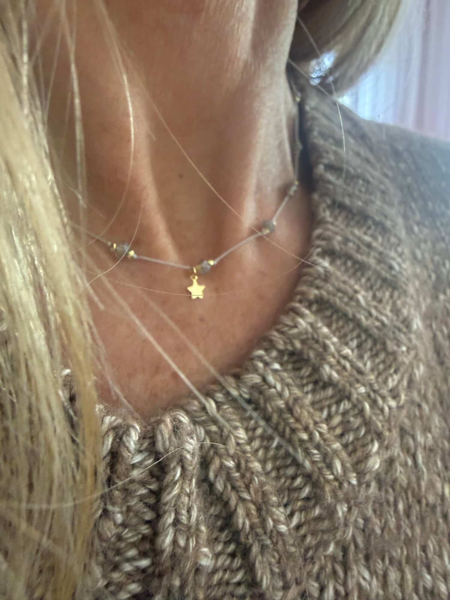 COLLAR STAR CORTO