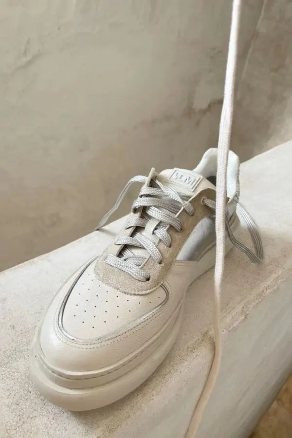 Sneaker Mars
