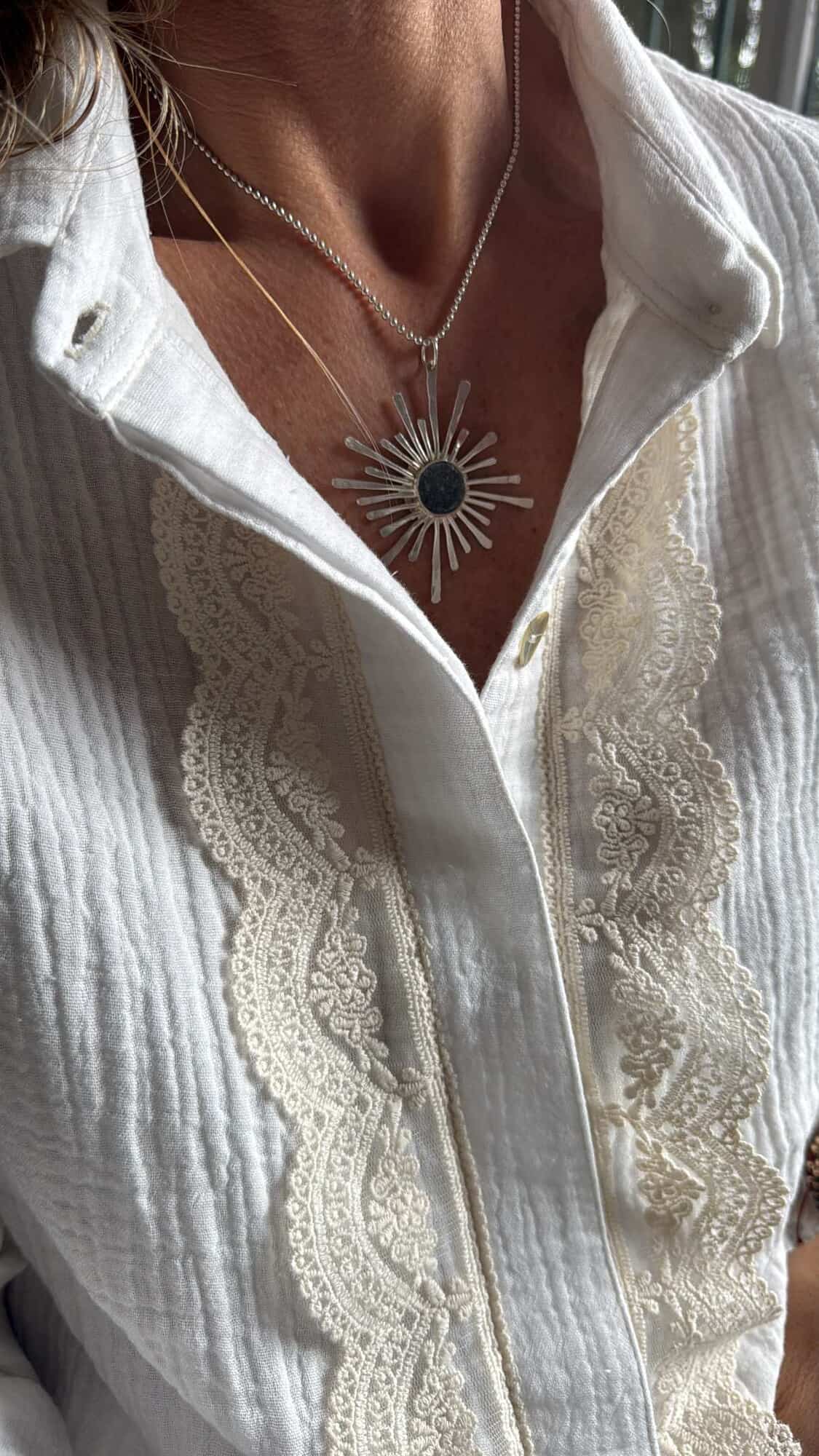 COLLAR SOL CUARZO PLATA
