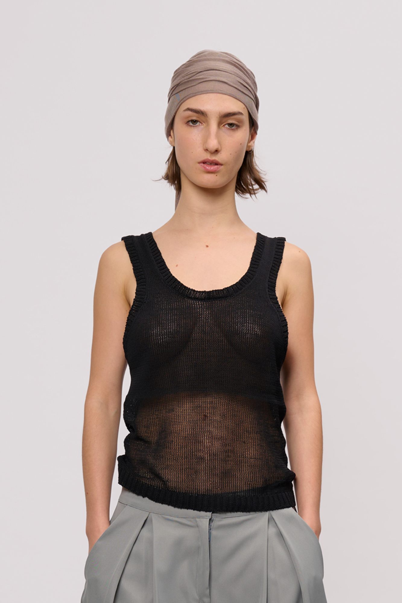 Musculosa tejida en lino