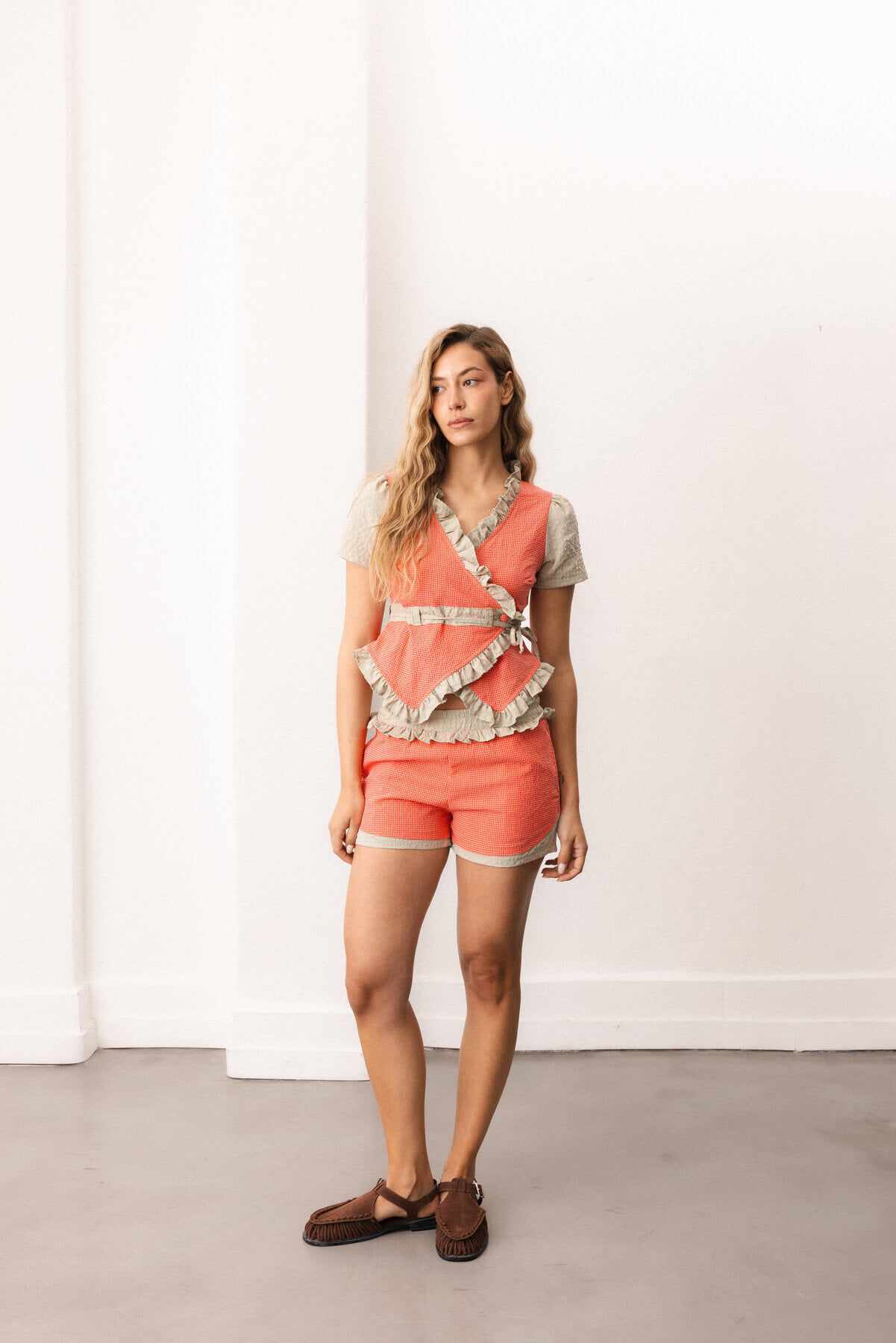 Short Bruna