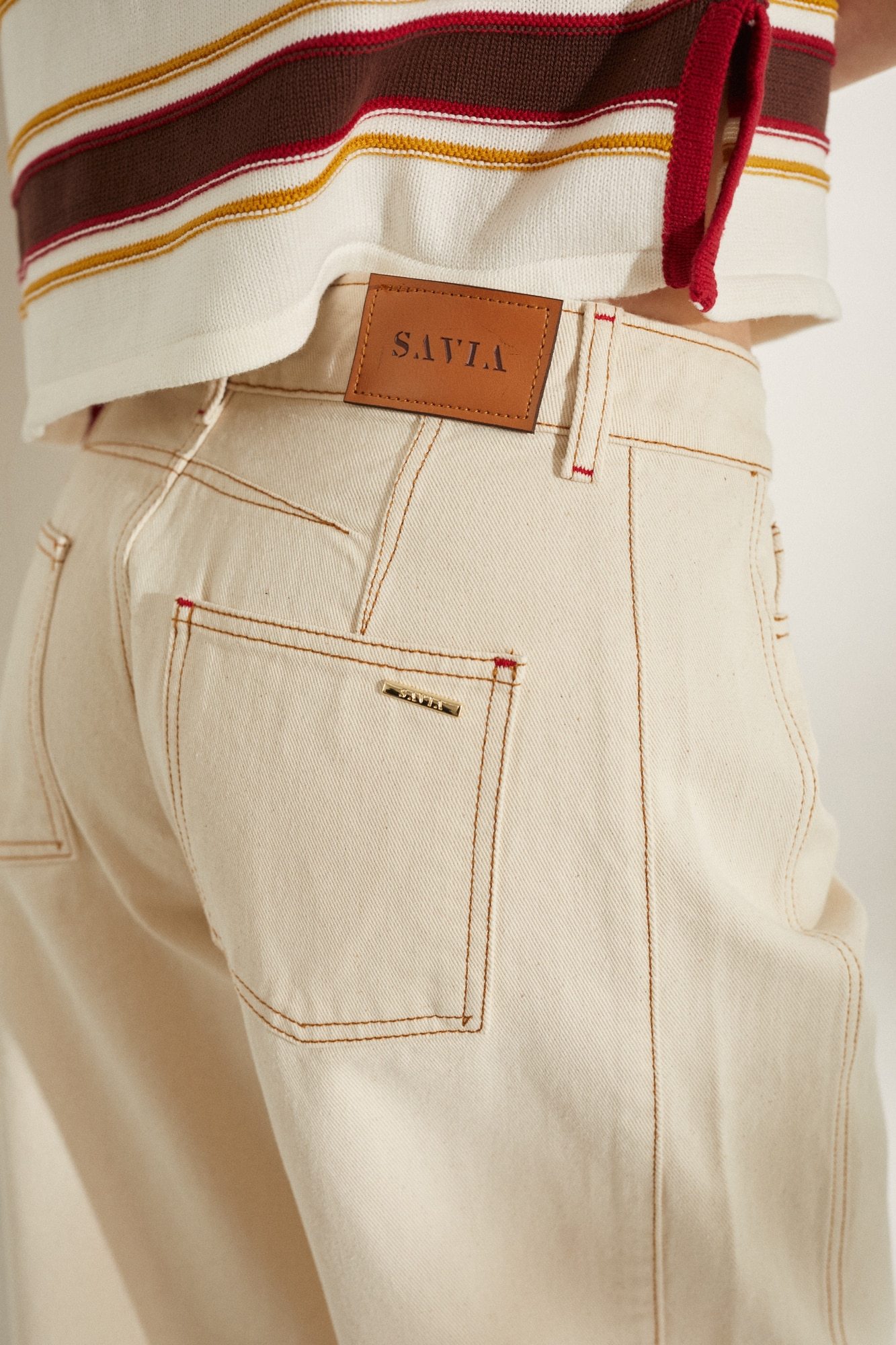 Jean Barrel Savia