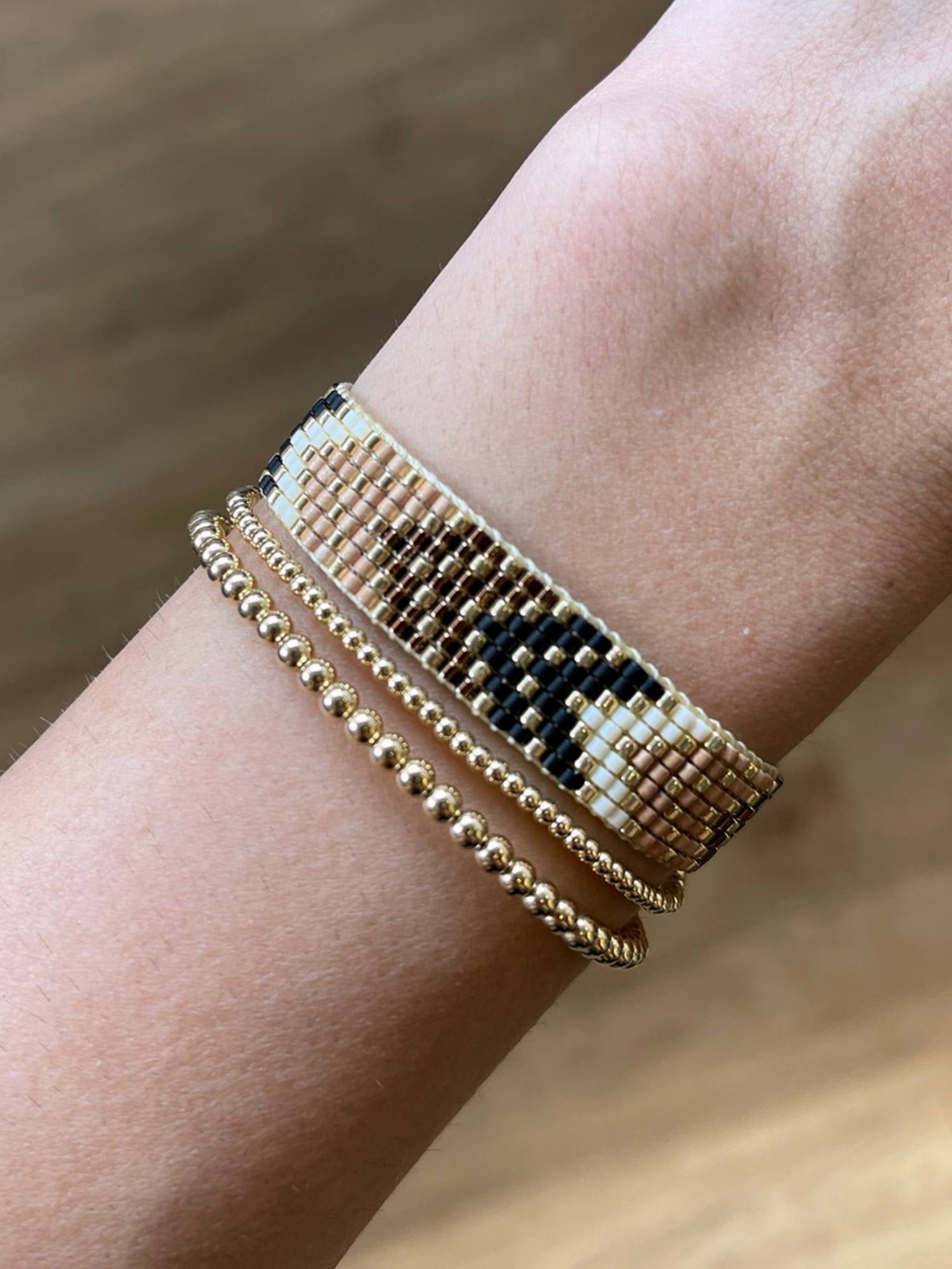 Pulsera Tejida Flecha