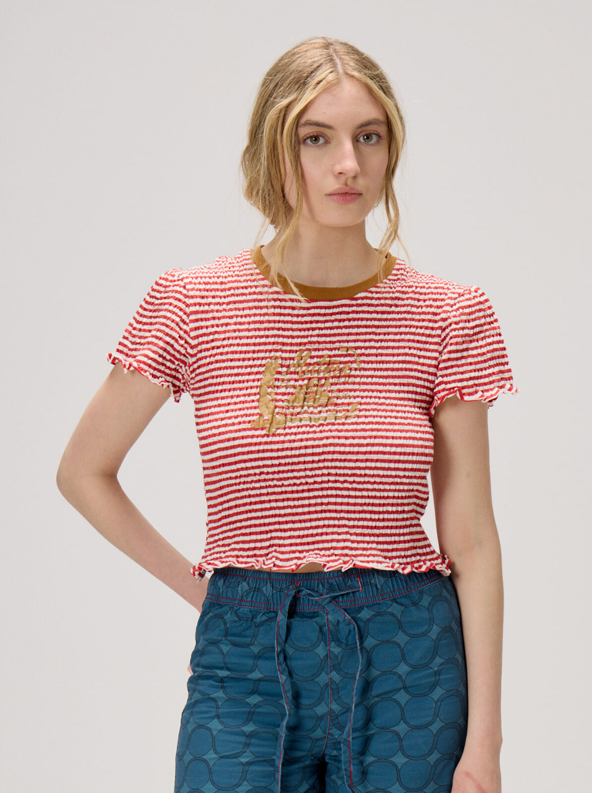 remera mundana