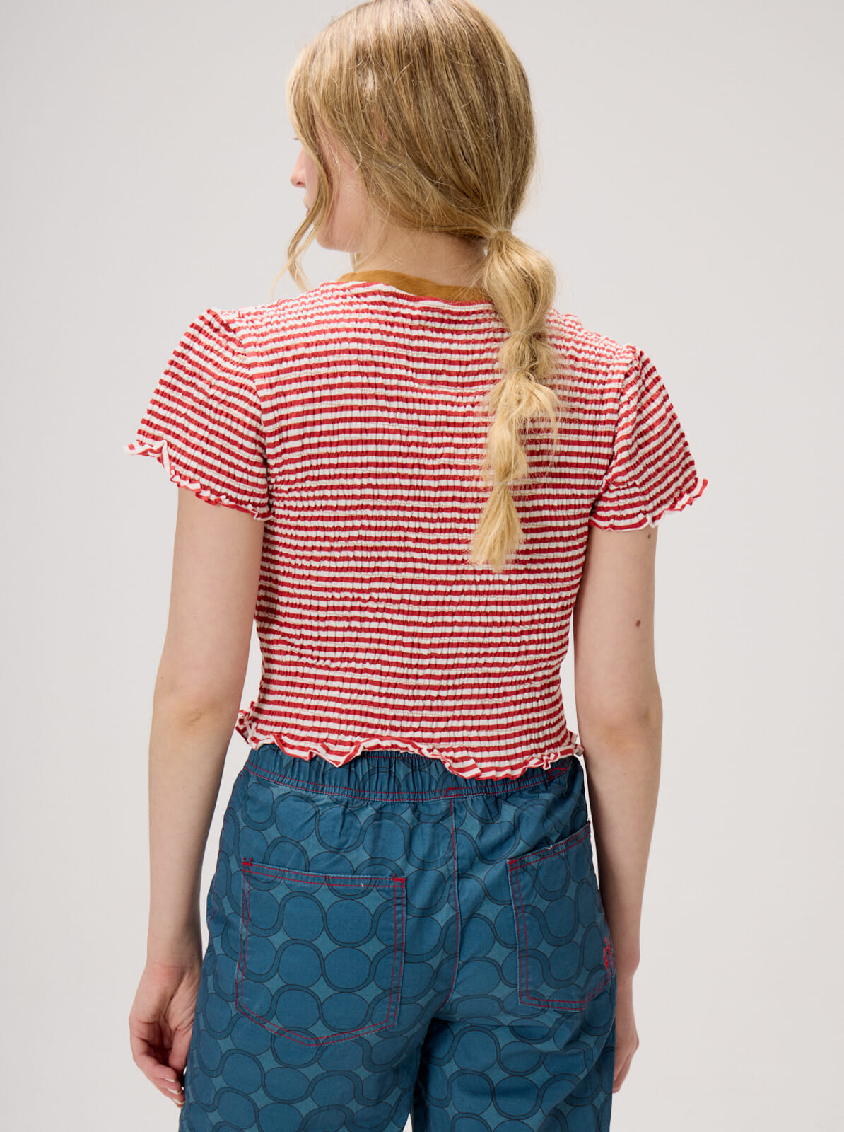 remera mundana