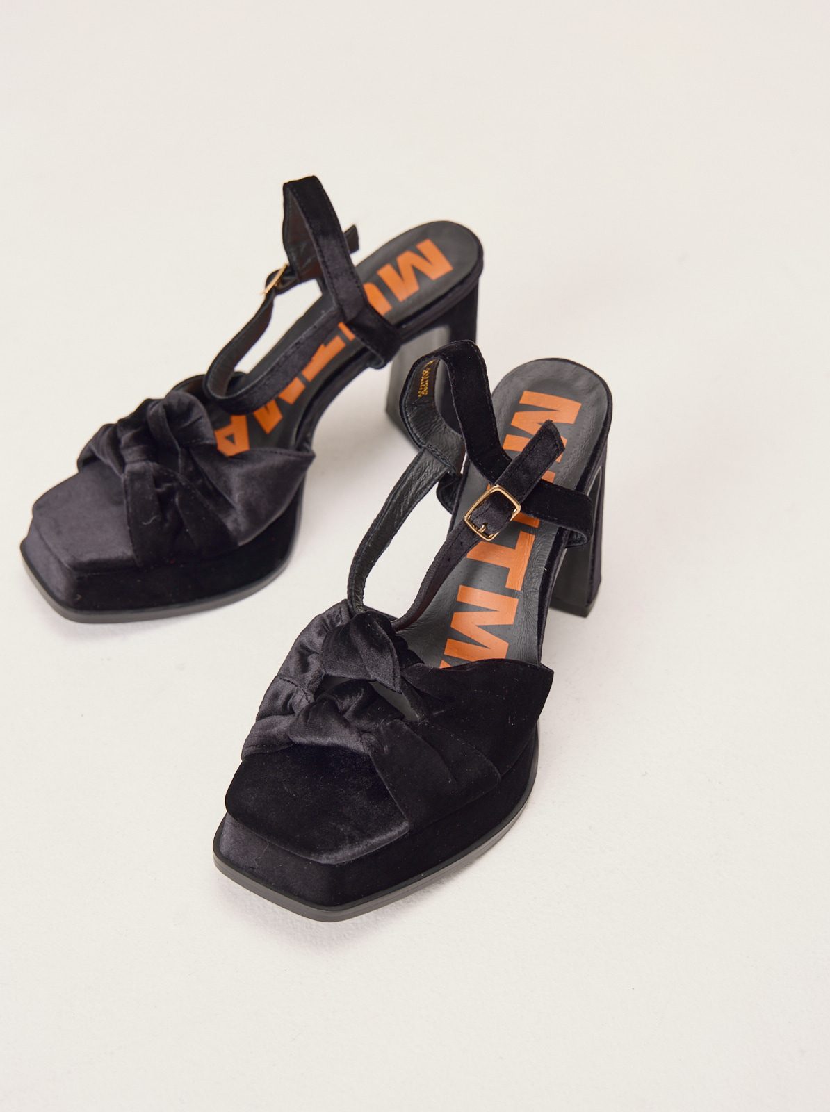 sandalias ñoma