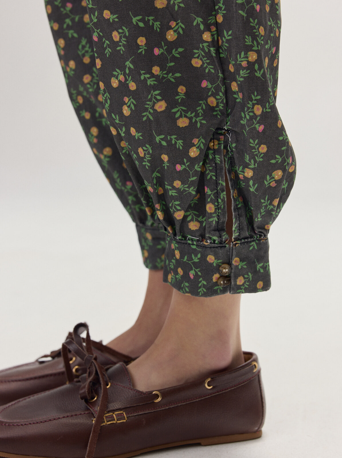 pantalón parudo flowers