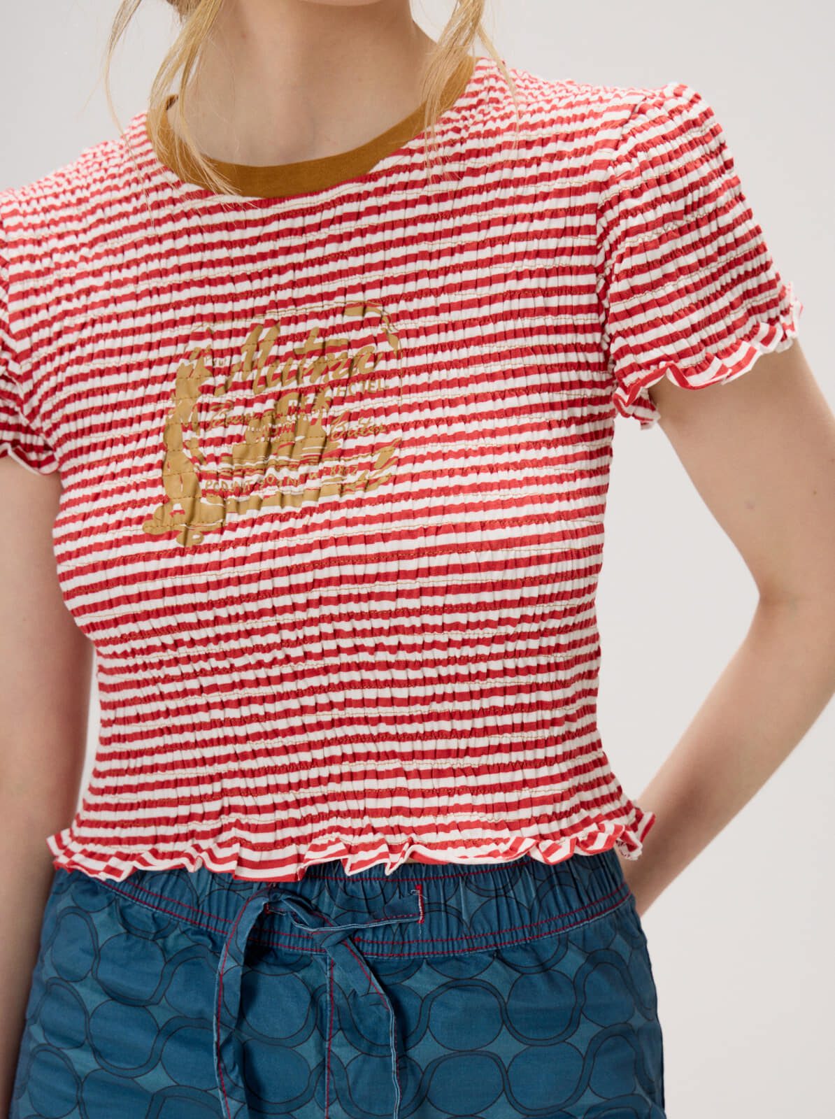 remera mundana