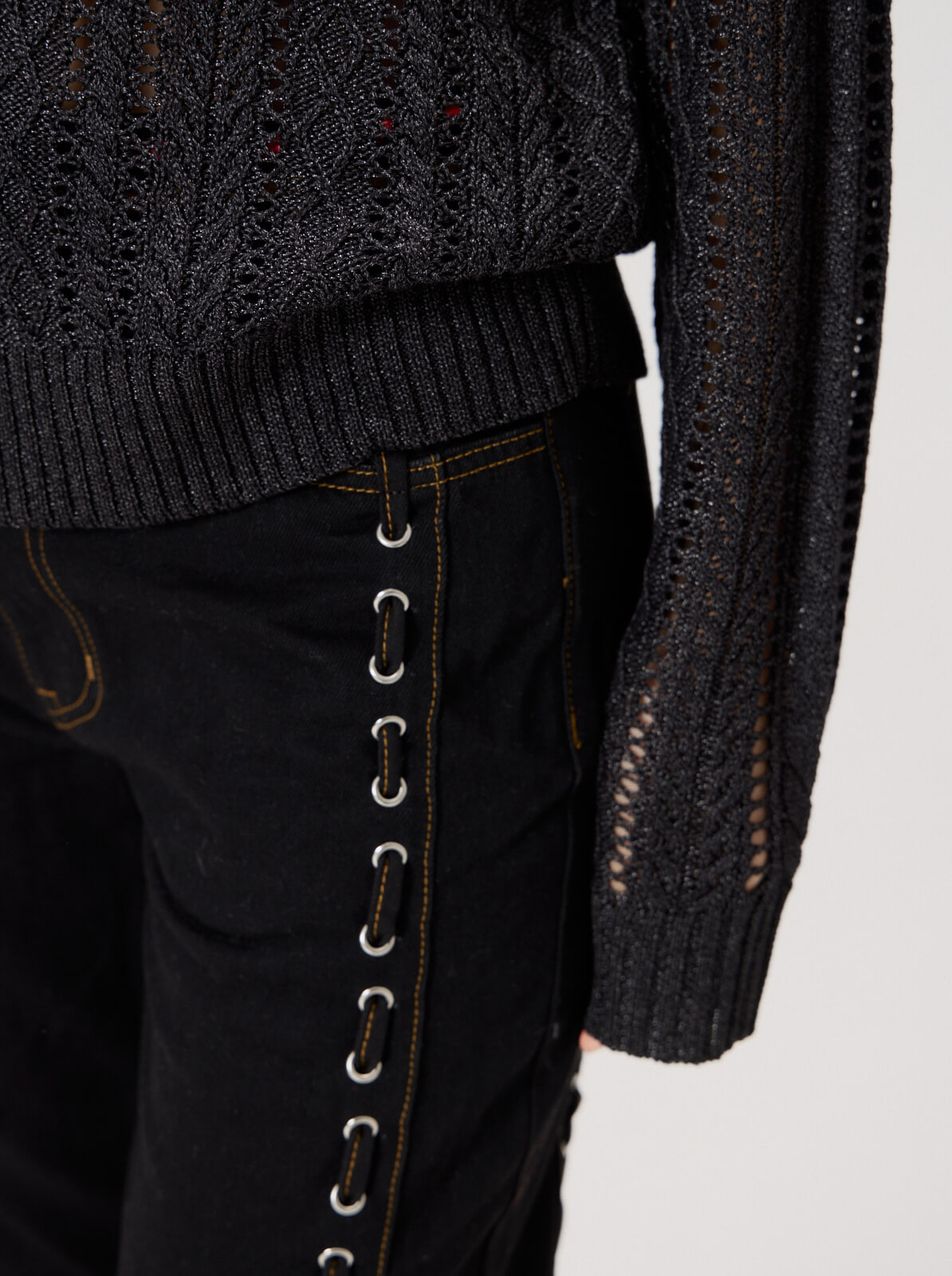 sweater claspo
