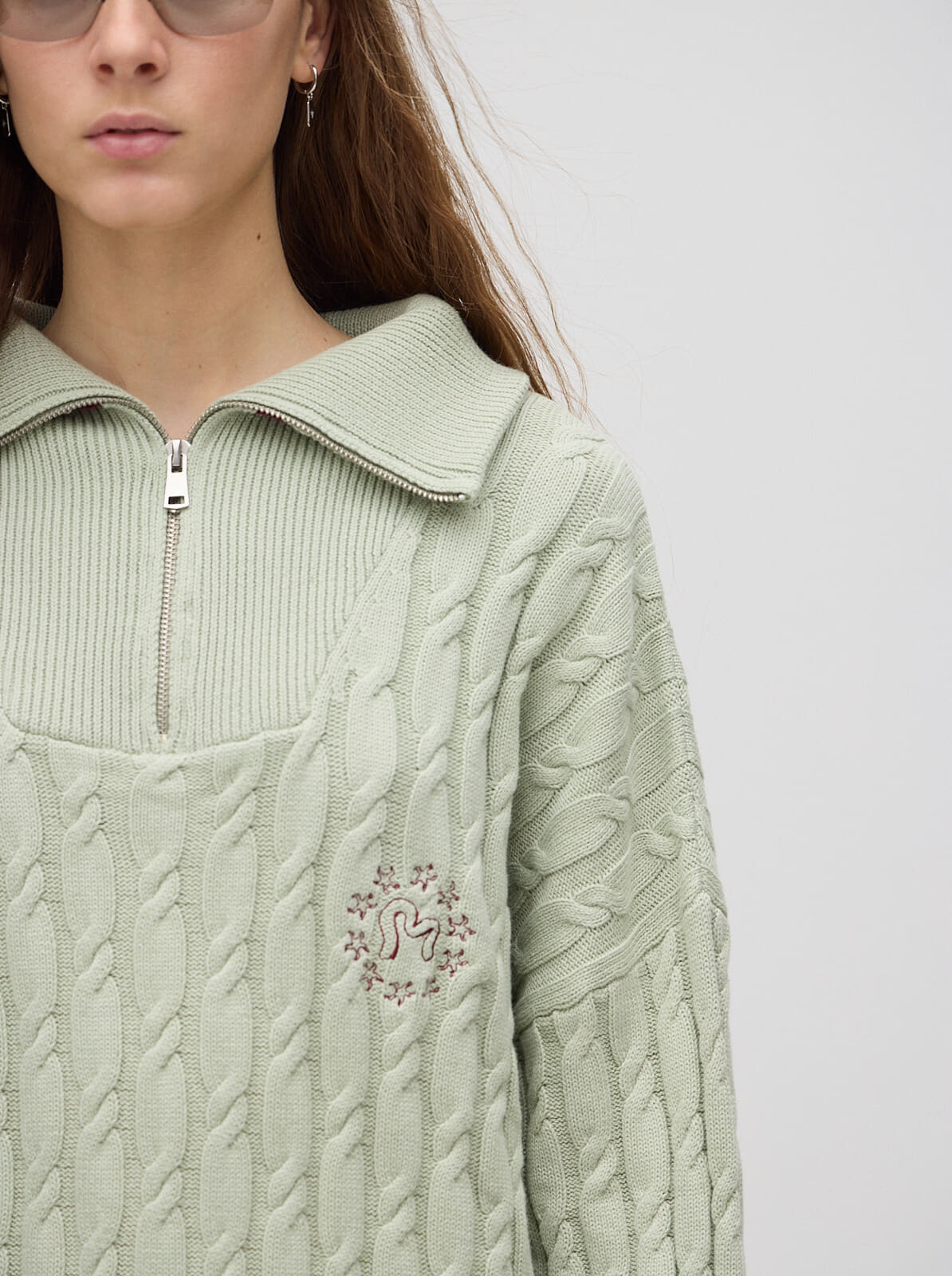 pullover calizo