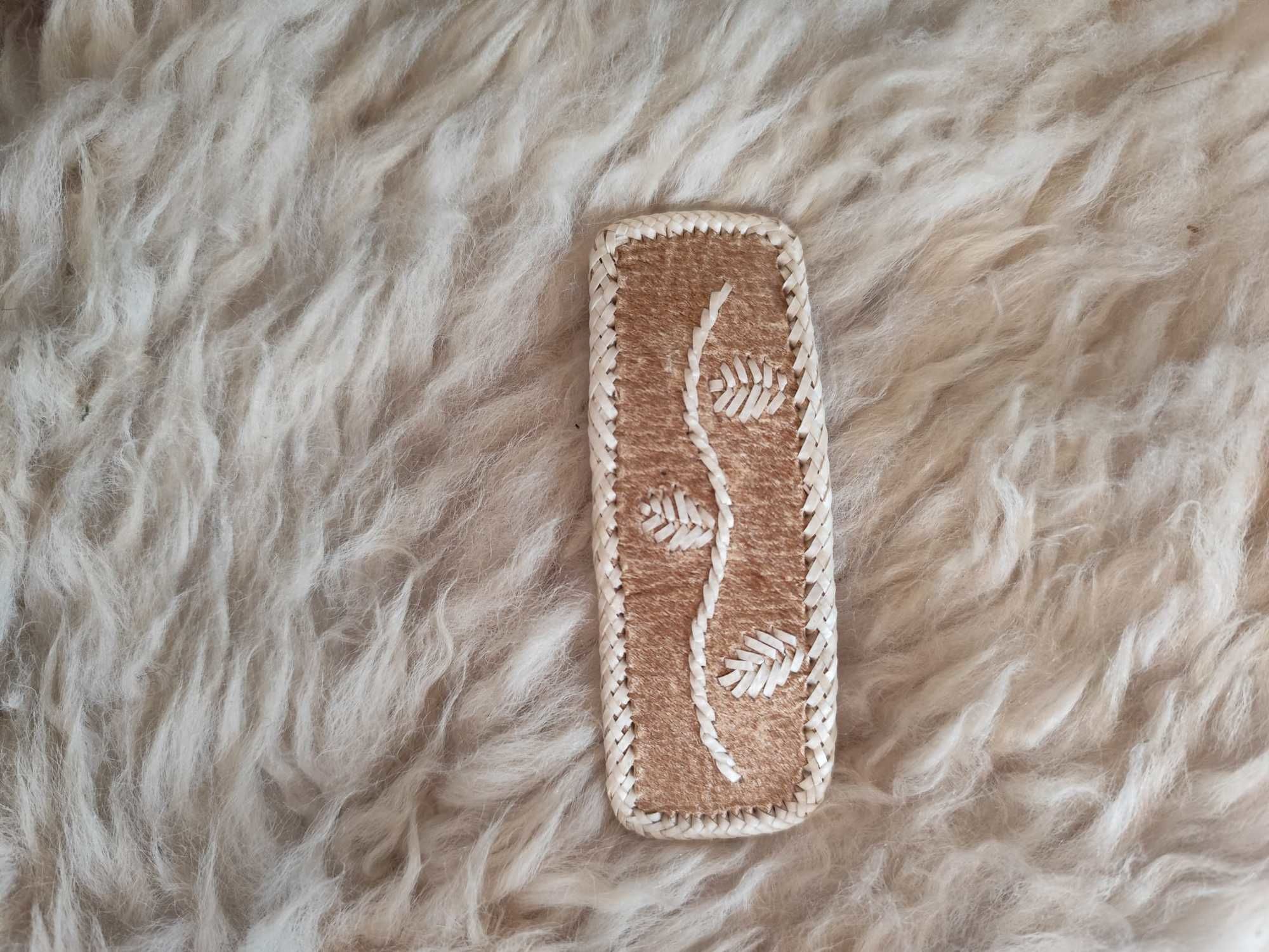 Broche Pelo