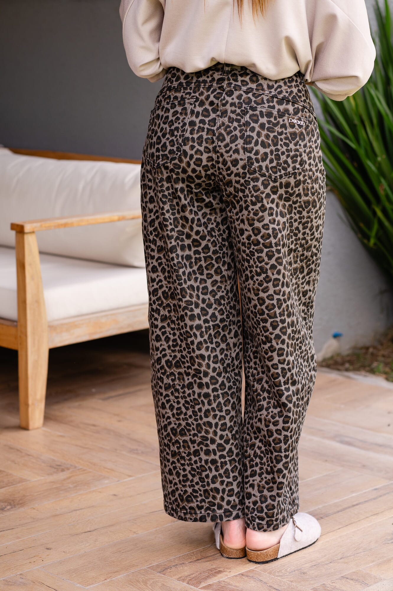 JEAN LEOPARDO