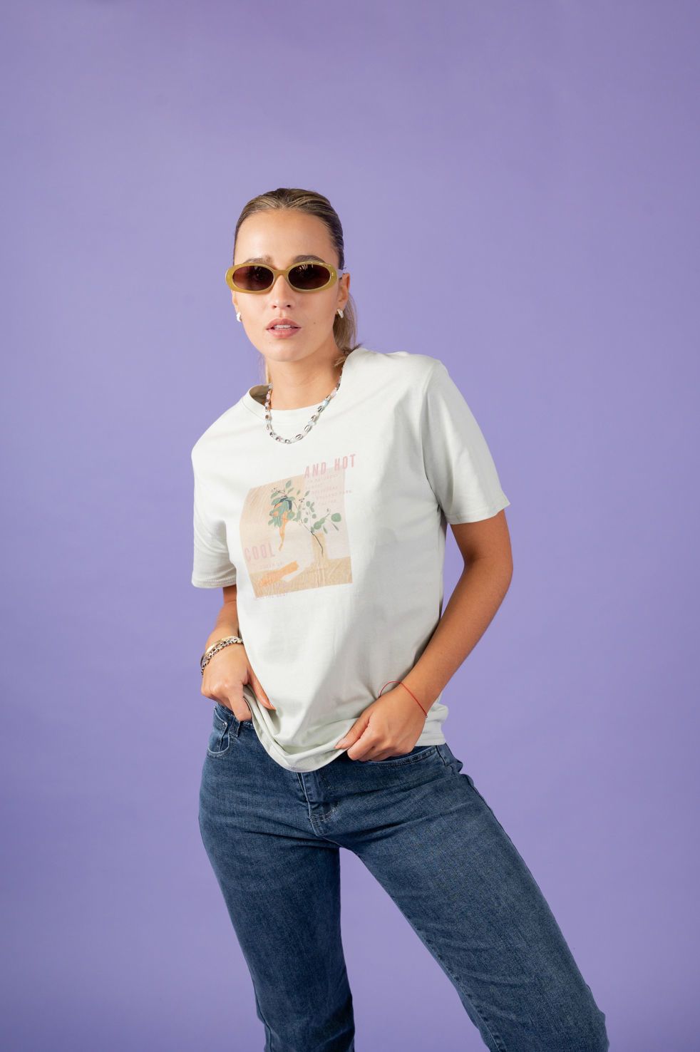 T-SHIRT ESTAMPA AND HOT
