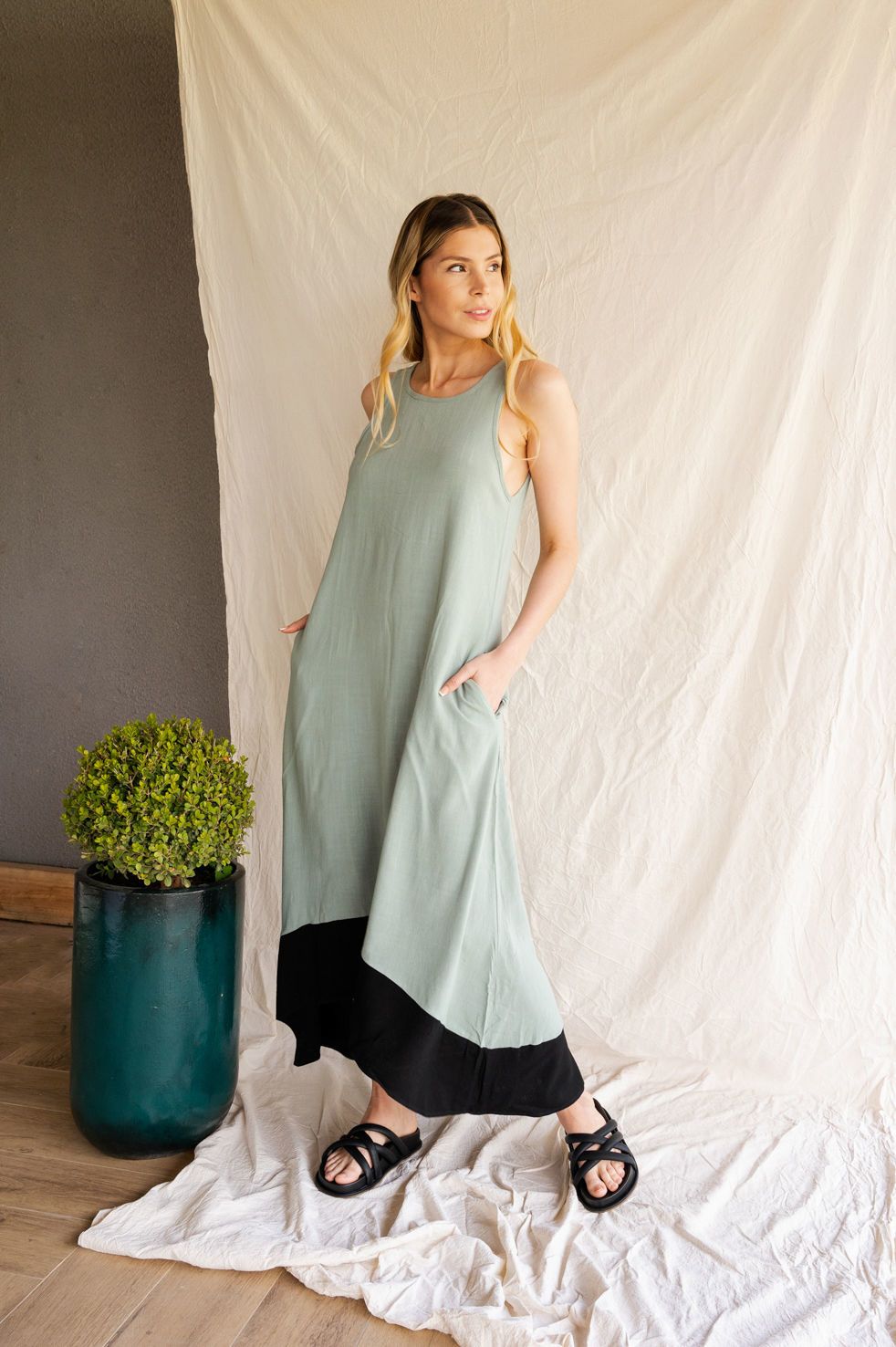 VESTIDO OURO