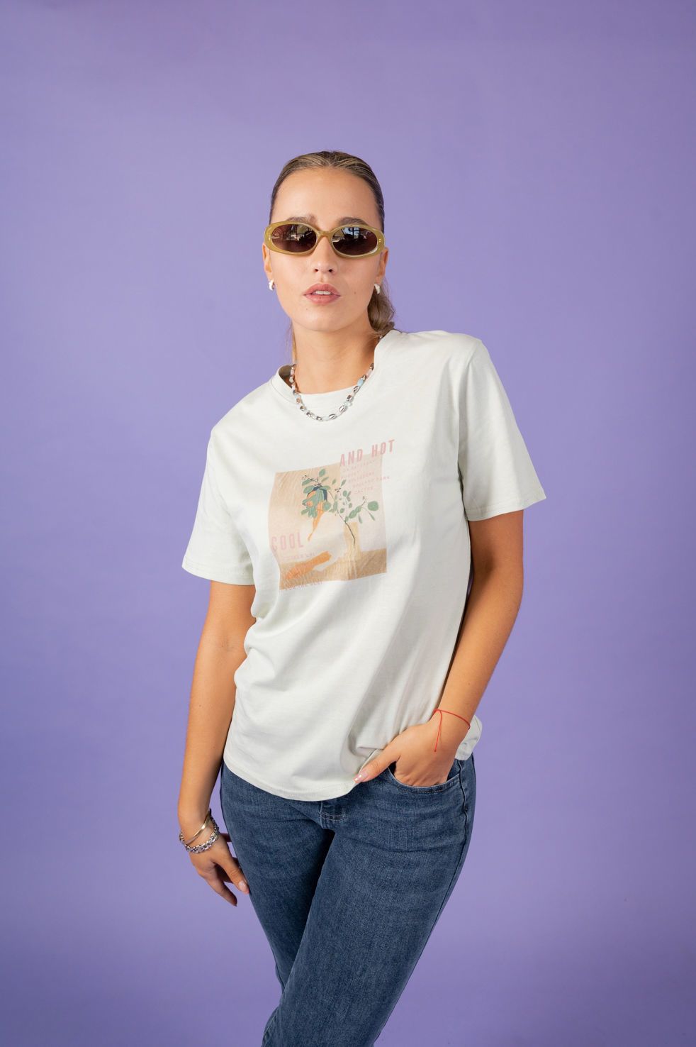 T-SHIRT ESTAMPA AND HOT