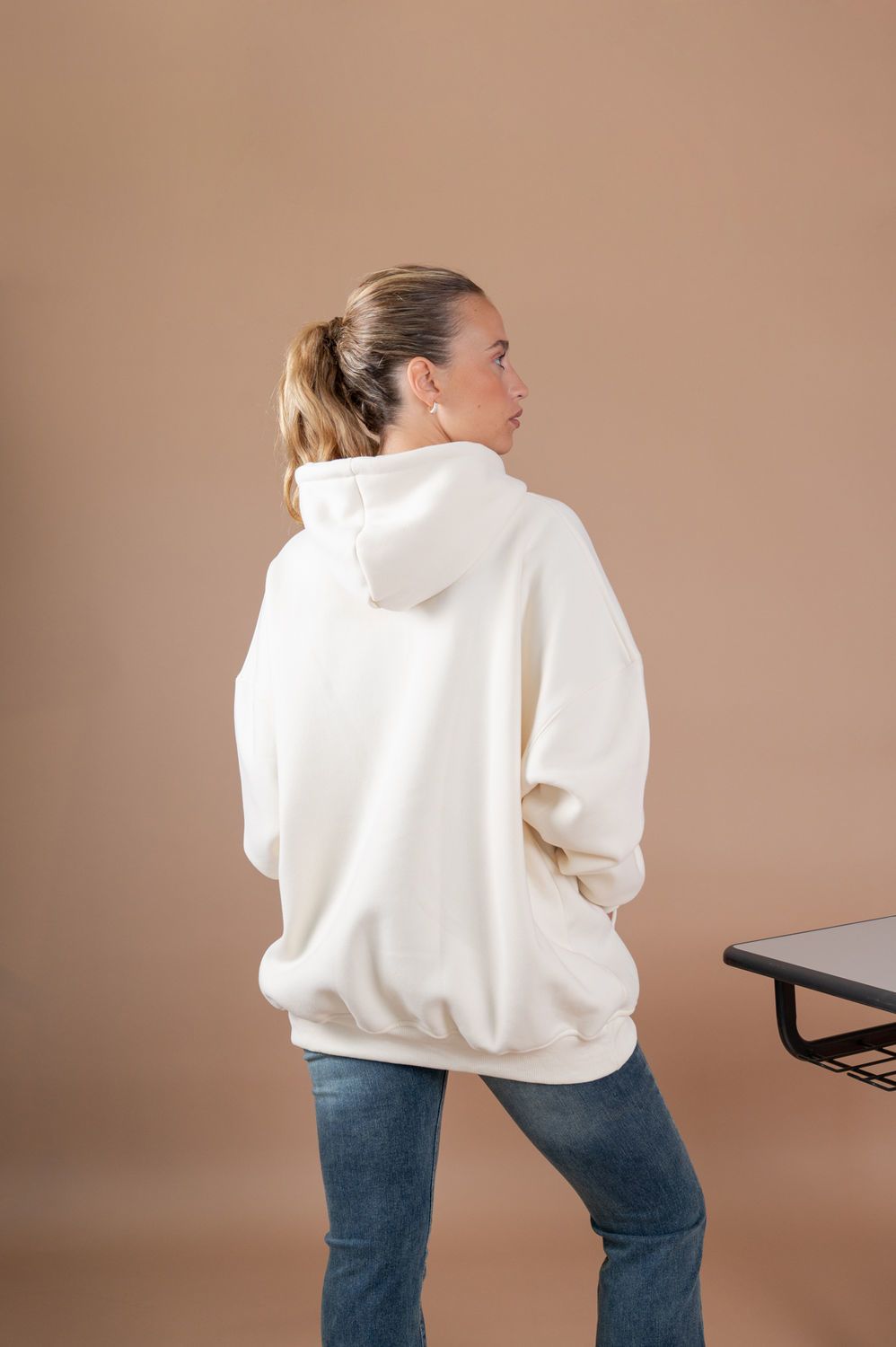 SWEATER UPSILON