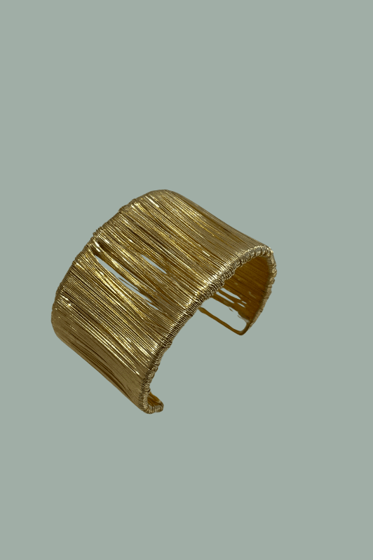 BRACELET  26