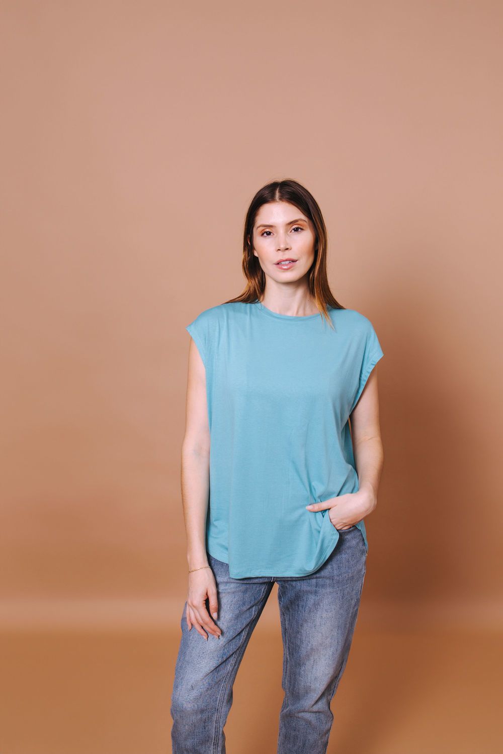REMERA GRANADA