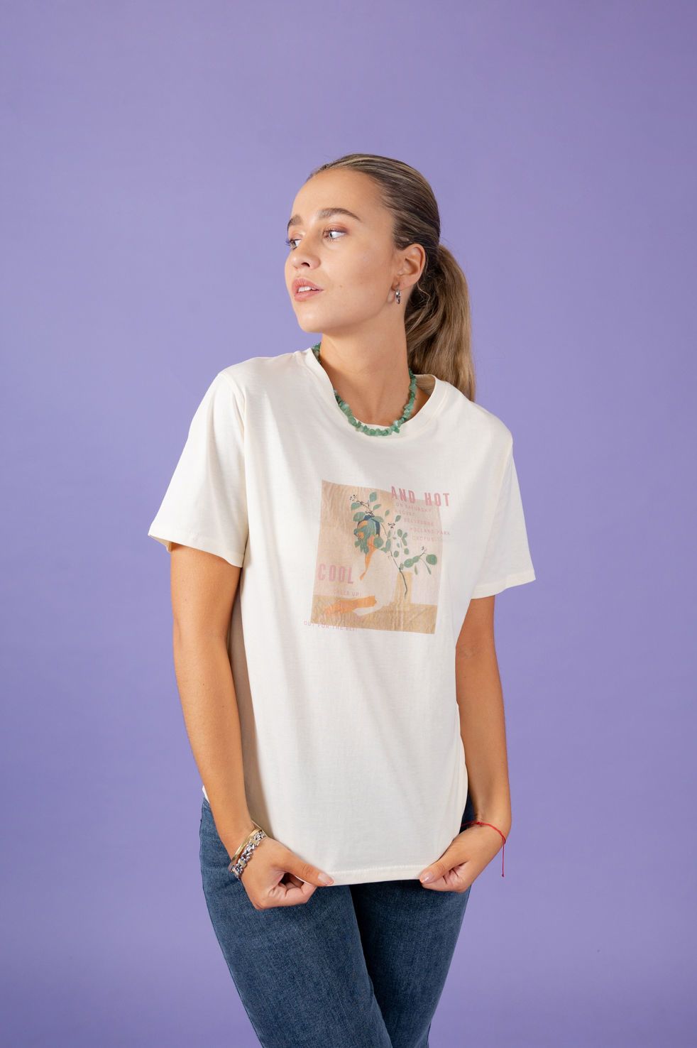 T-SHIRT ESTAMPA AND HOT