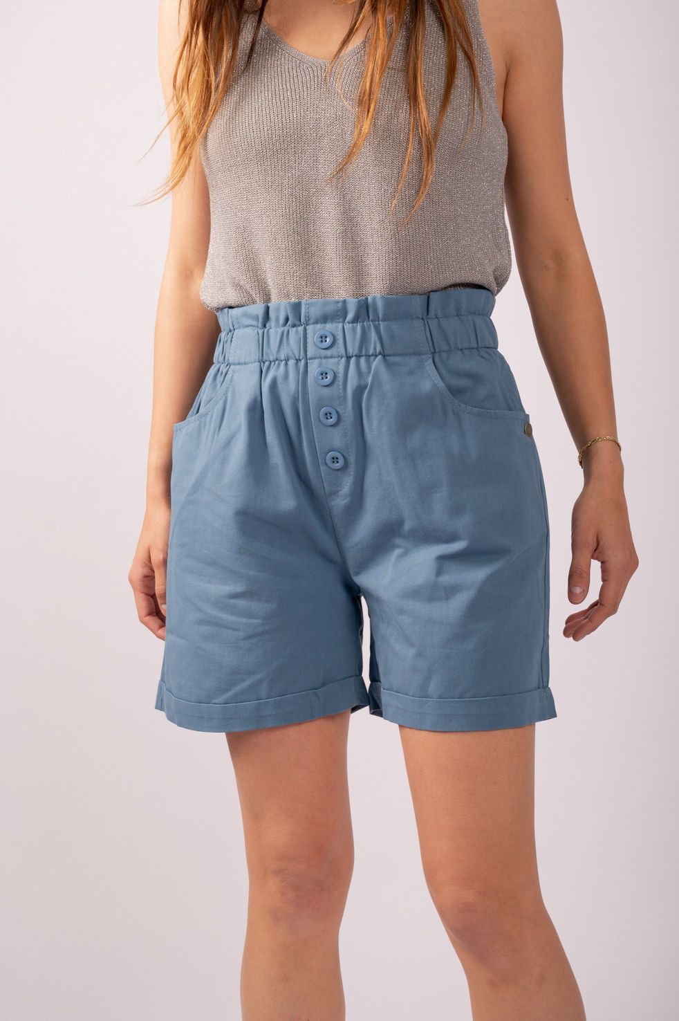 SHORT BRAVA