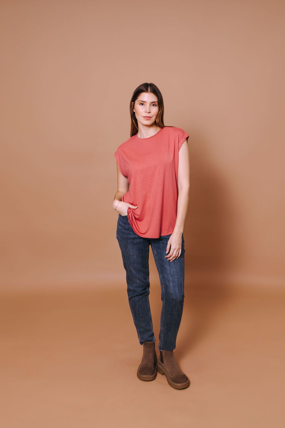 REMERA GRANADA