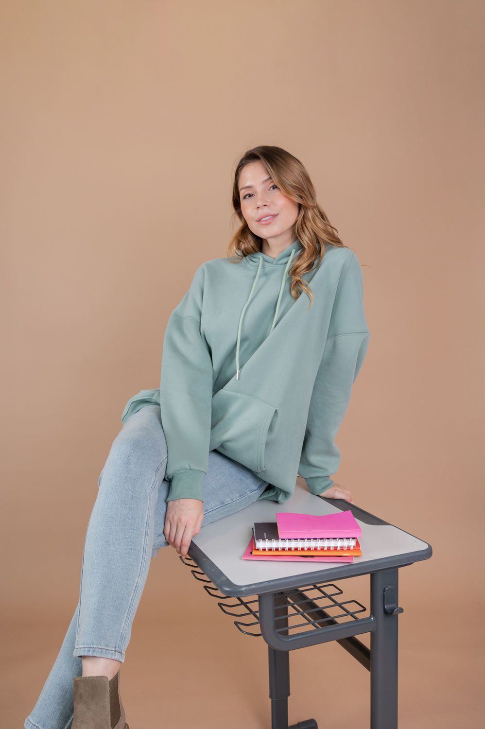 SWEATER UPSILON