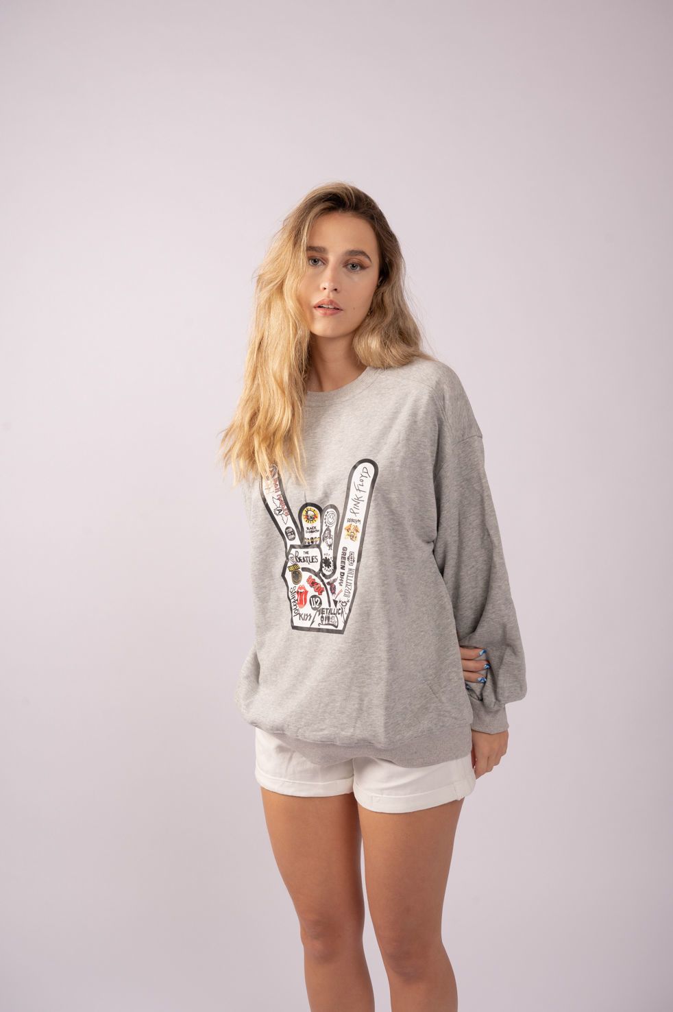 SWEATER FINGERS