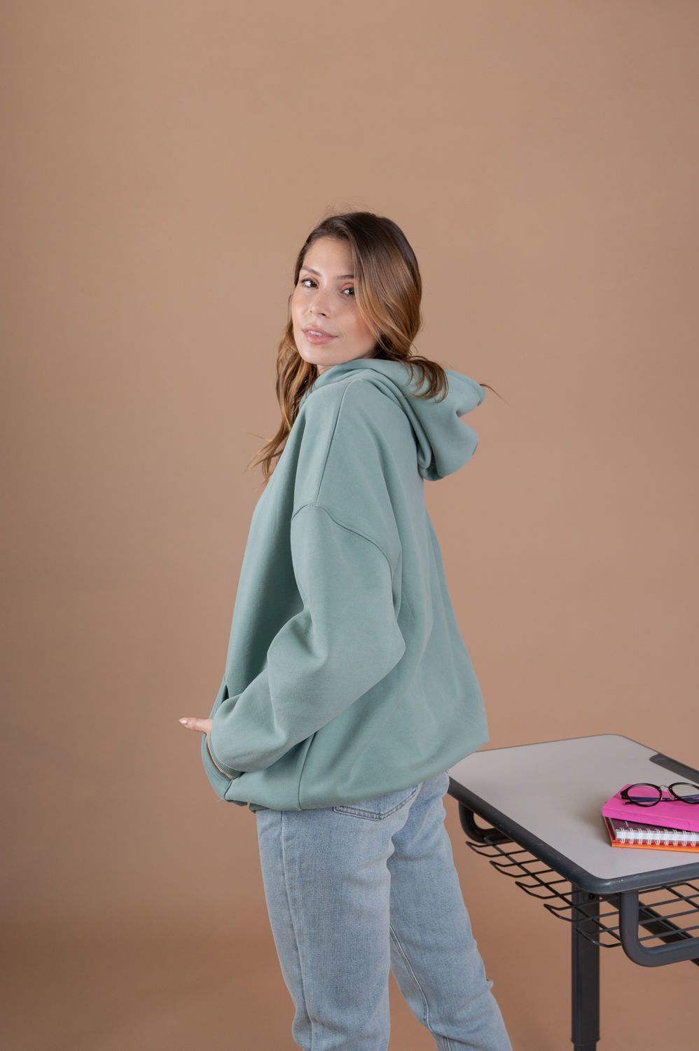 SWEATER UPSILON