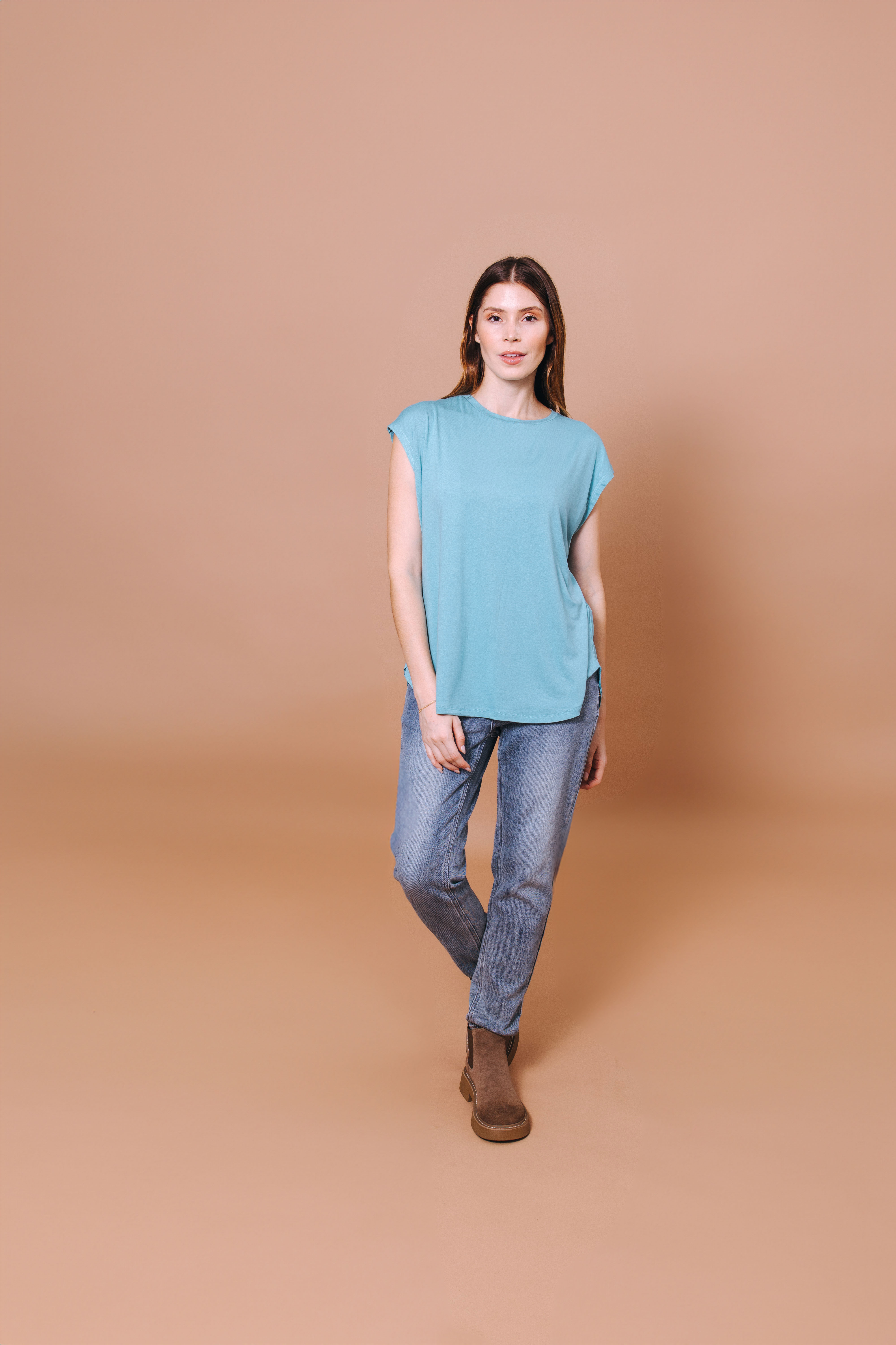 REMERA GRANADA