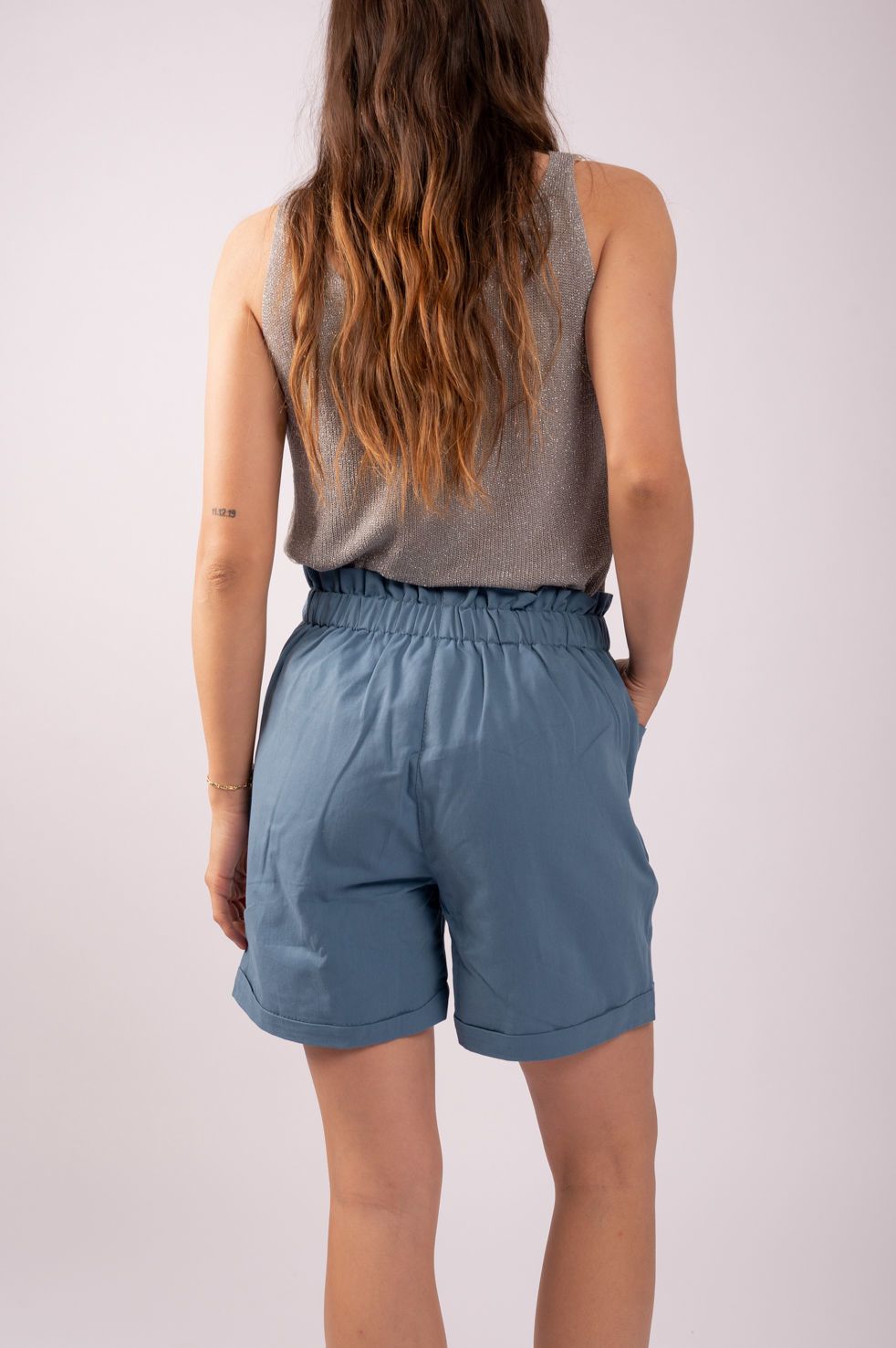 SHORT BRAVA