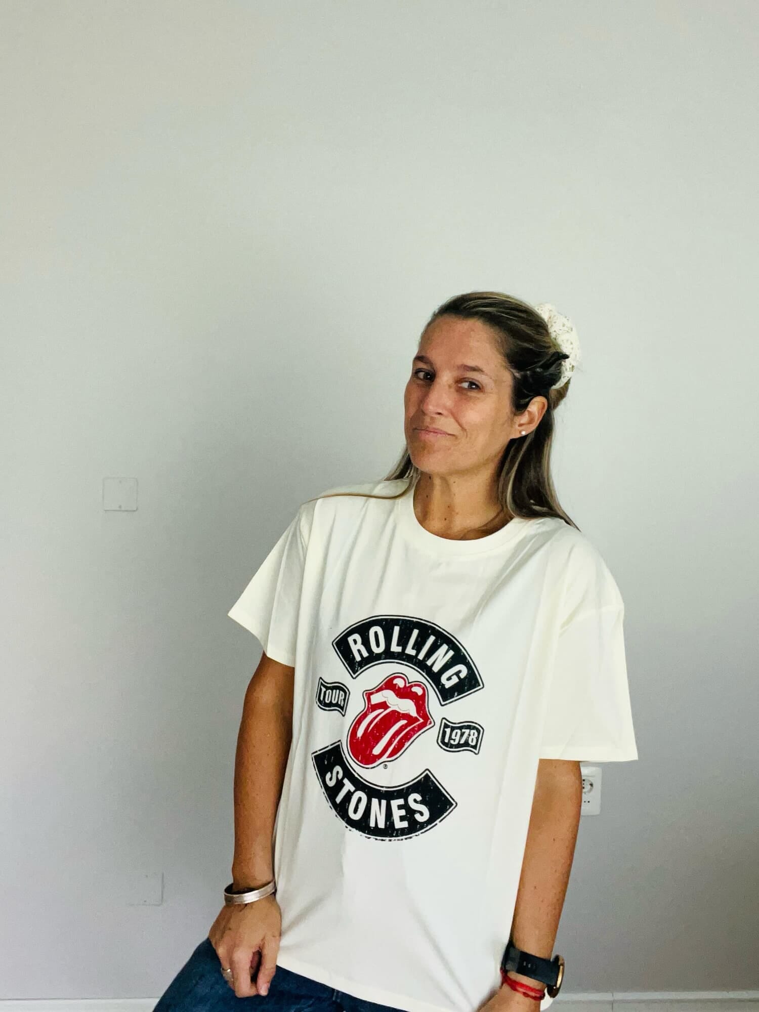 T-SHIRT TOUR