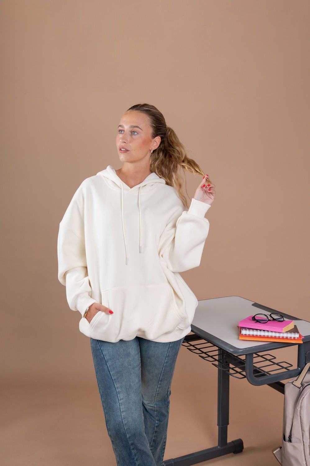 SWEATER UPSILON