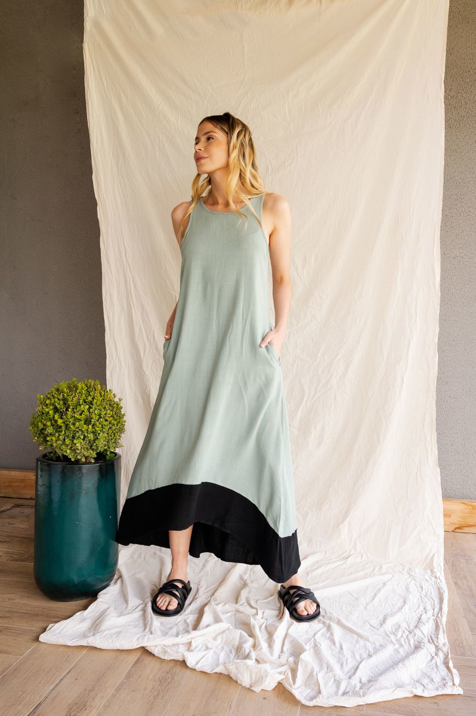 VESTIDO OURO