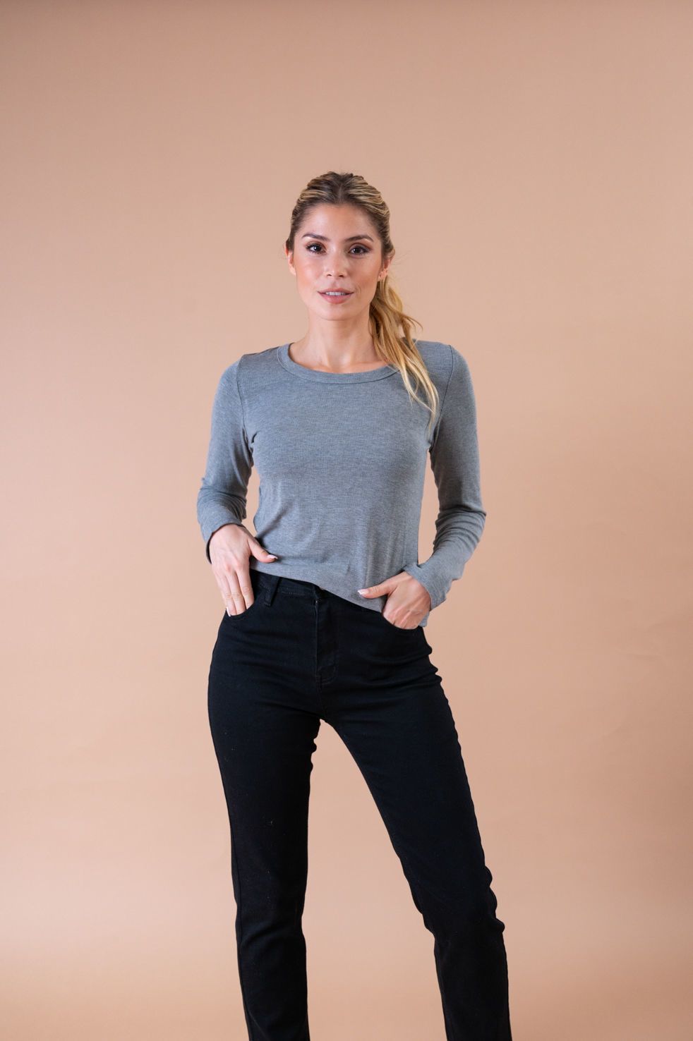 JEAN STUTTGART Negro L