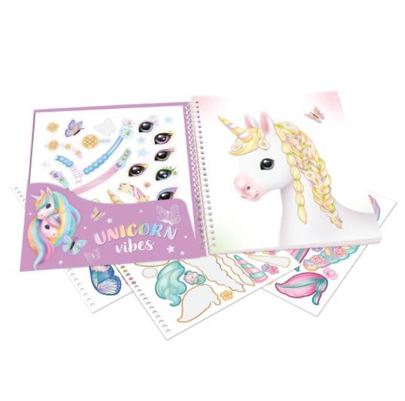 Cuaderno con calcomanías Dress me up Unicornio Top Model