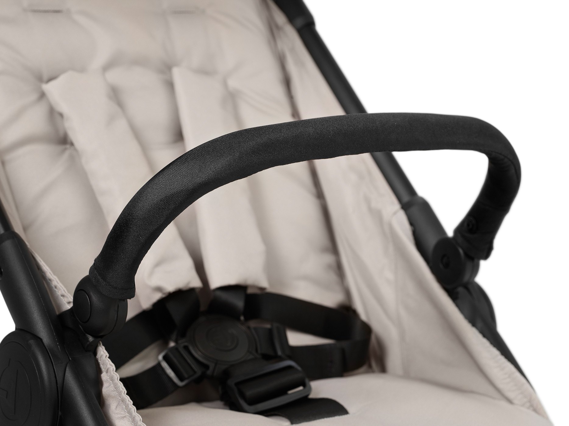 Mondo Bumper Bar - Black Elodie