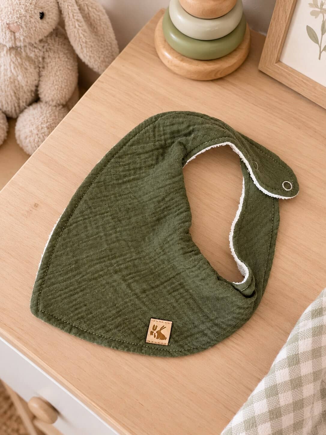 Babero verde Uri