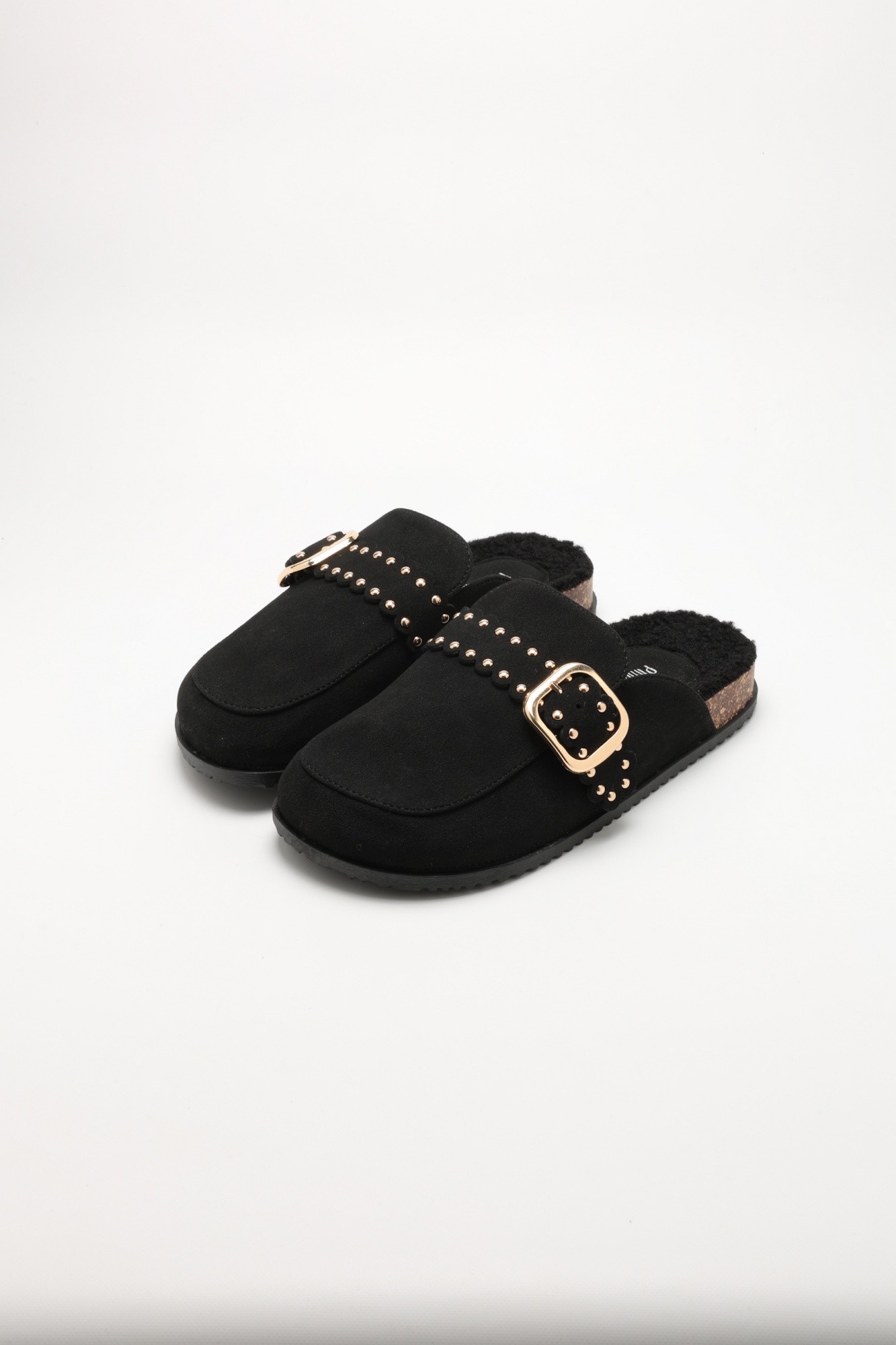 Pantuflas Tachas