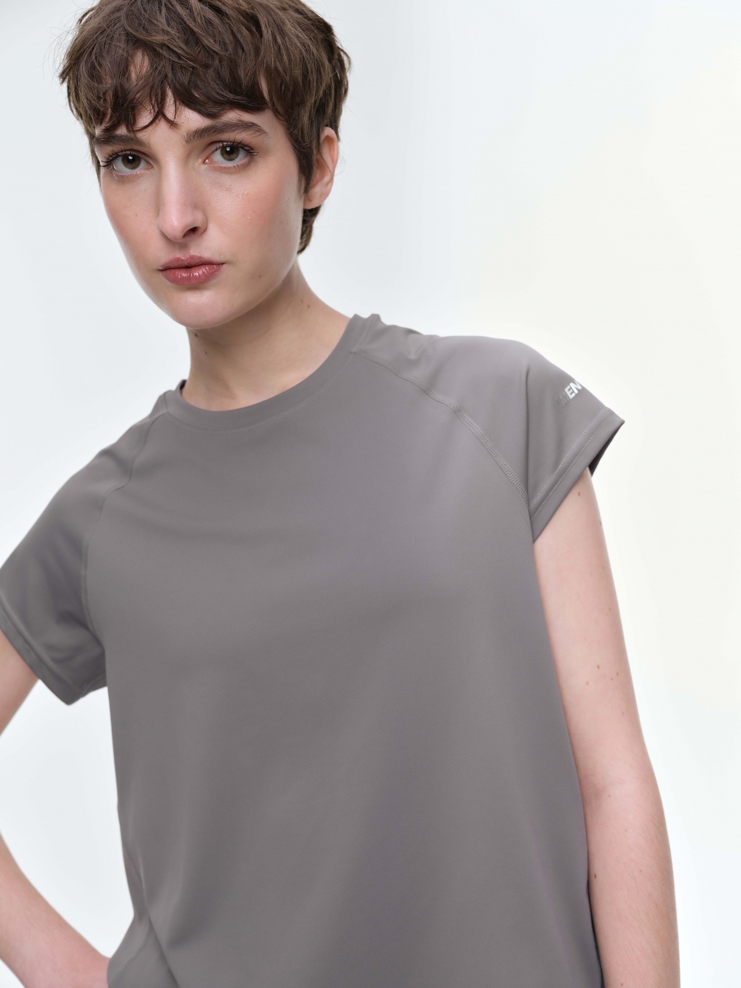 Remera Atenea