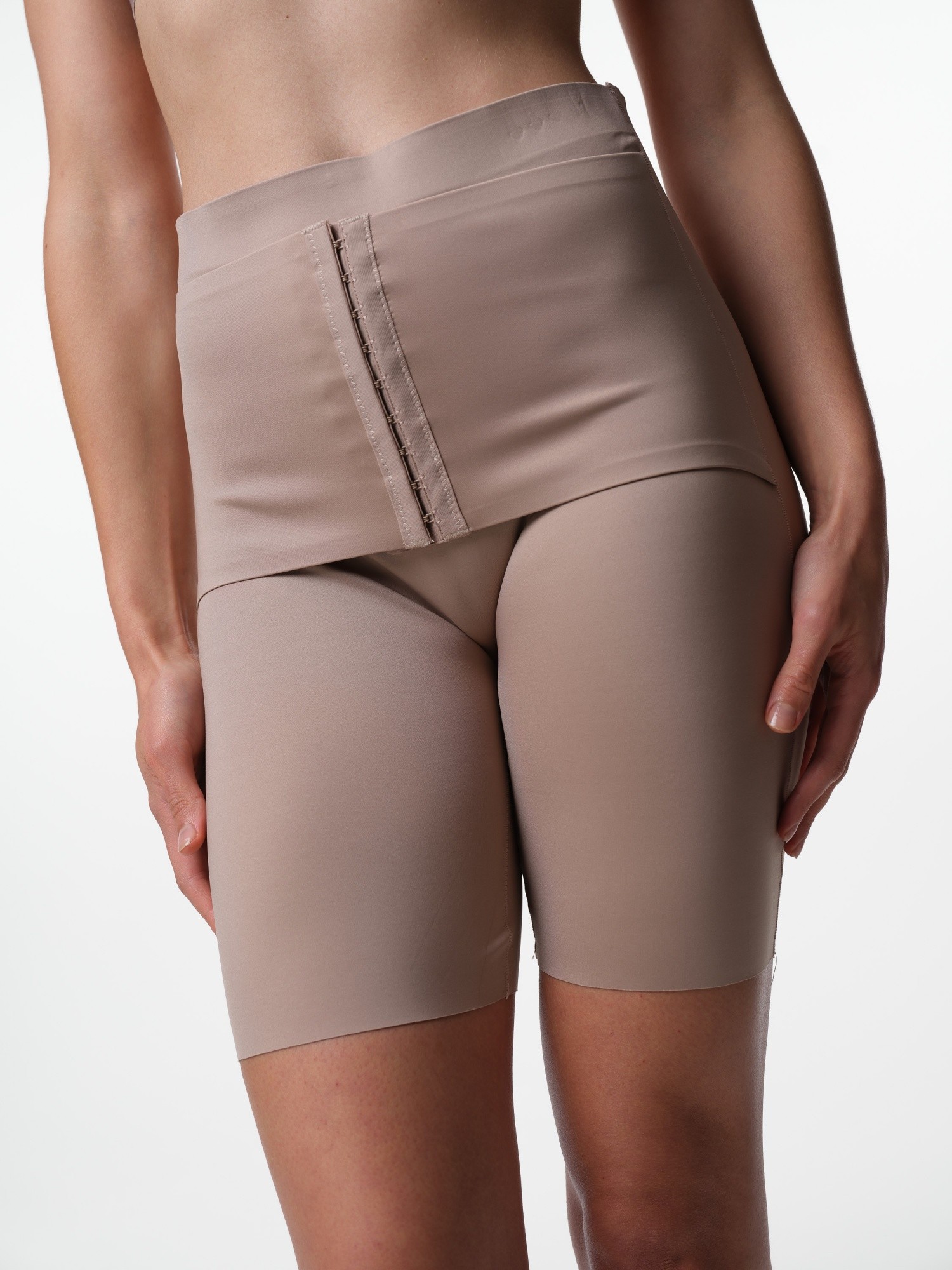 Short Slim Eden