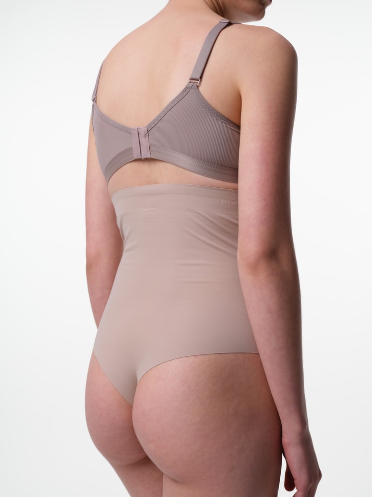 Colaless Slim Ruby