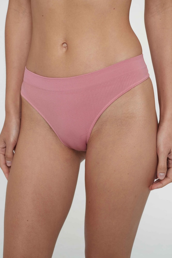 Colaless Rib