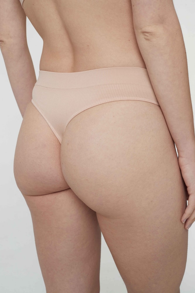 Colaless Rib