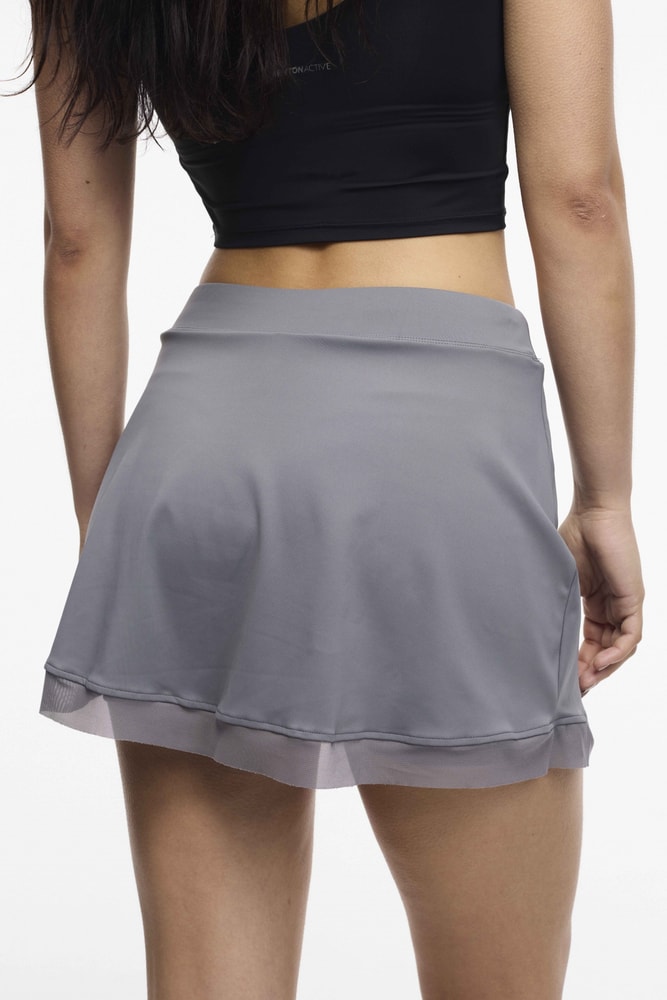 Short Eira