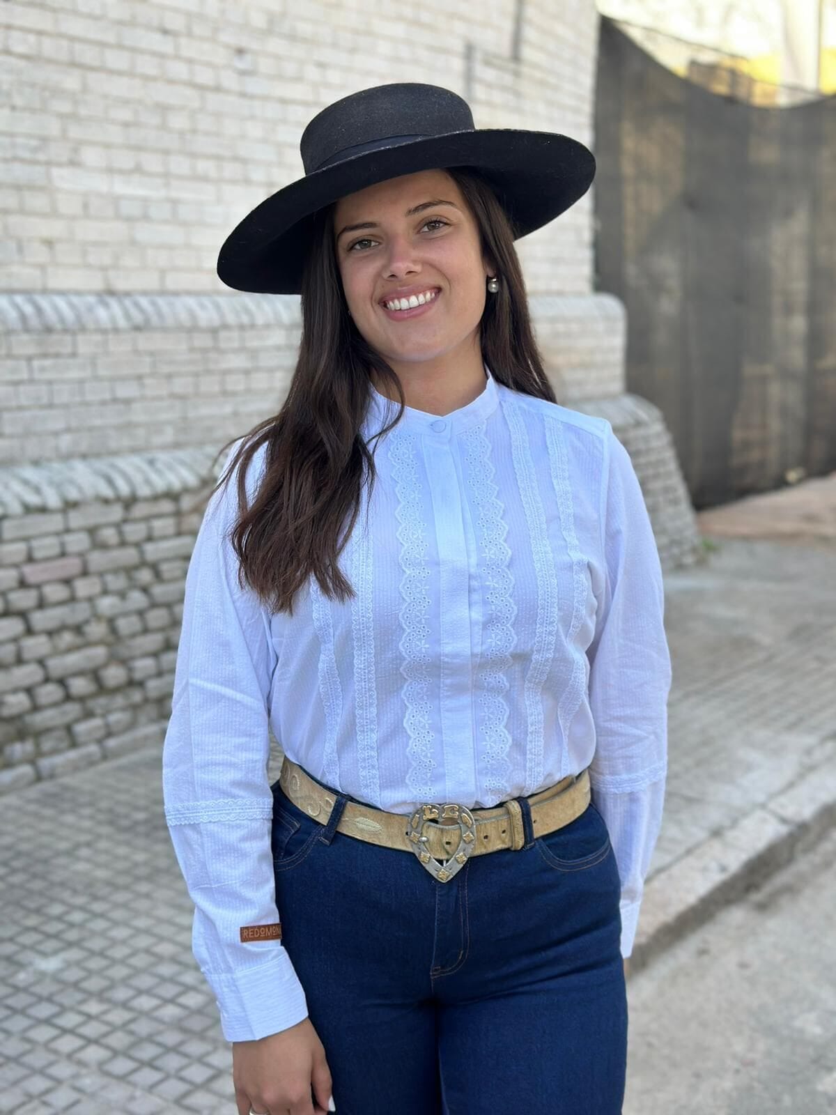 Amparo Broderie