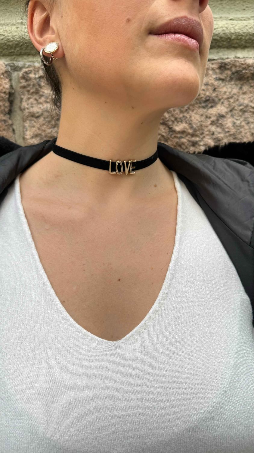 Chocker Love
